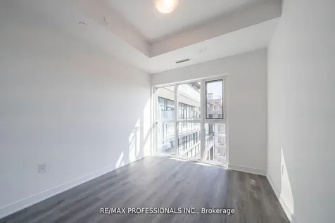 25 Neighbourhood Lane Toronto ON M9Y 0C4