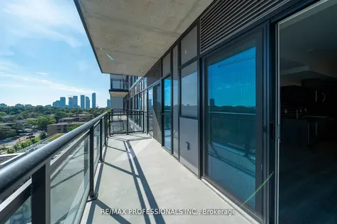 25 Neighbourhood Lane Toronto ON M9Y 0C4