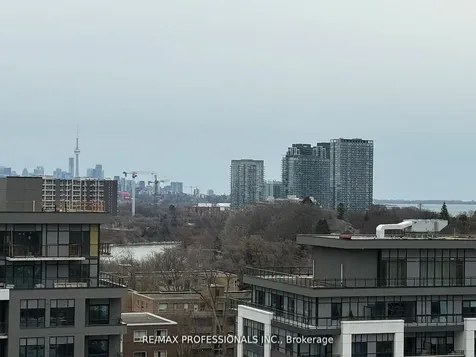 25 Neighbourhood Lane Toronto ON M9Y 0C4