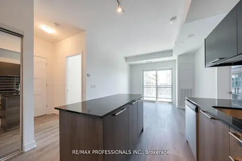 25 Neighbourhood Lane Toronto ON M9Y 0C4