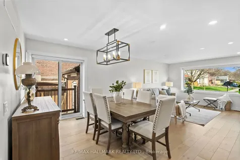 136 Lothian Avenue Toronto ON M8Z 4L4