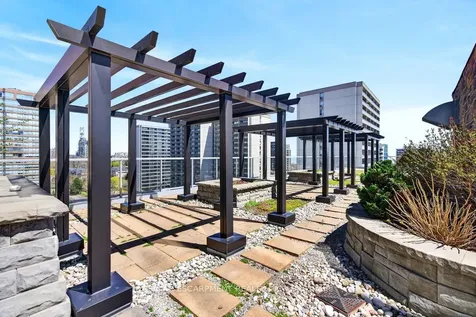 551 Maple Avenue Burlington ON L7S 1M7