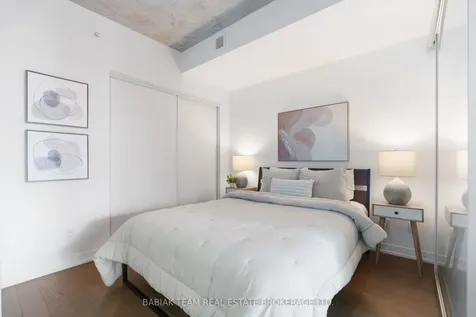 530 Indian Grove Toronto ON M6P 0B3