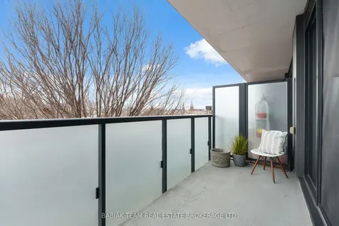 530 Indian Grove Toronto ON M6P 0B3
