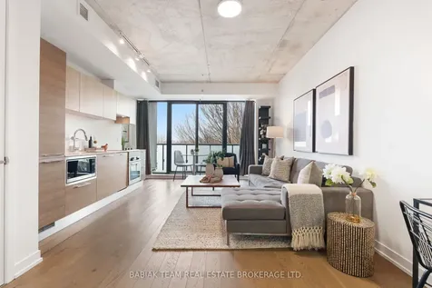 530 Indian Grove Toronto ON M6P 0B3