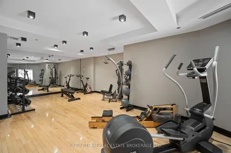 530 Indian Grove Toronto ON M6P 0B3