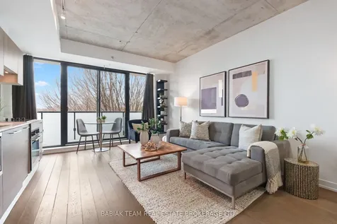 530 Indian Grove Toronto ON M6P 0B3