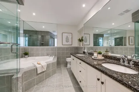 1327 Sedgewick Crescent Oakville ON L6L 1X7