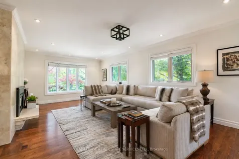 1327 Sedgewick Crescent Oakville ON L6L 1X7