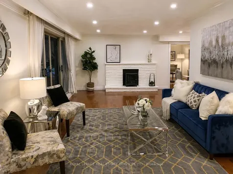 1327 Sedgewick Crescent Oakville ON L6L 1X7
