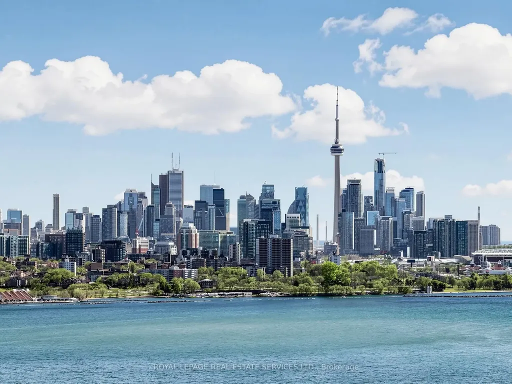 59 Annie Craig Drive Toronto ON M8V 0C4