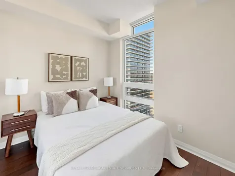 59 Annie Craig Drive Toronto ON M8V 0C4