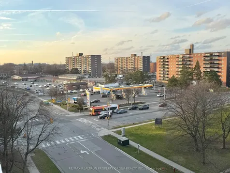 3320 Fieldgate Drive Mississauga ON L4X 2J2