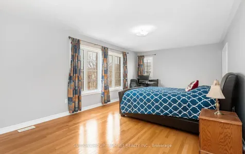 10 Elmcrest Drive Brampton ON L6Y 5T7