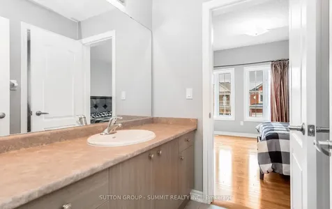 10 Elmcrest Drive Brampton ON L6Y 5T7