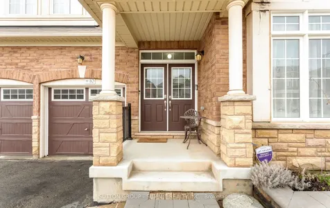 10 Elmcrest Drive Brampton ON L6Y 5T7