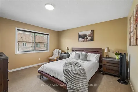 4679 Webb Street Burlington ON L7M 0E3
