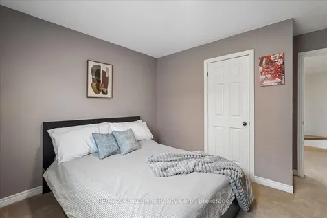 4679 Webb Street Burlington ON L7M 0E3