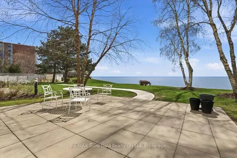 5280 Lakeshore Road Burlington ON L7L 5R1