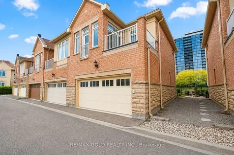 2032 Lakeshore Road W Mississauga ON L5J 1J8