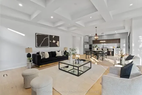 1610 Kenmuir Avenue Mississauga ON L5G 4B5