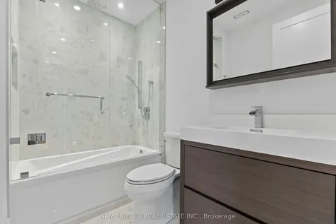 1610 Kenmuir Avenue Mississauga ON L5G 4B5