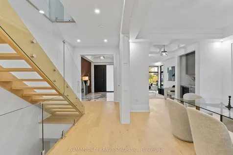 1610 Kenmuir Avenue Mississauga ON L5G 4B5