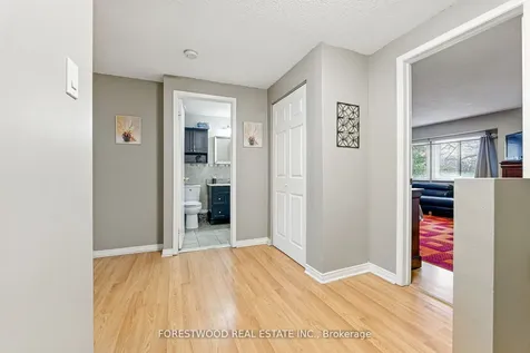 3345 Silverado Drive Mississauga ON L5A 3Y8