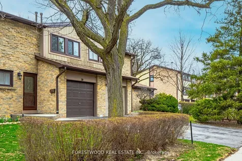 3345 Silverado Drive Mississauga ON L5A 3Y8