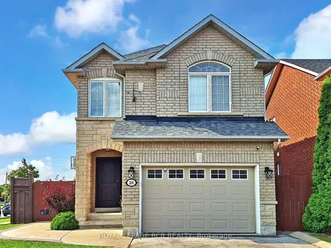 28 Wakely Boulevard Caledon ON L7E 2G9