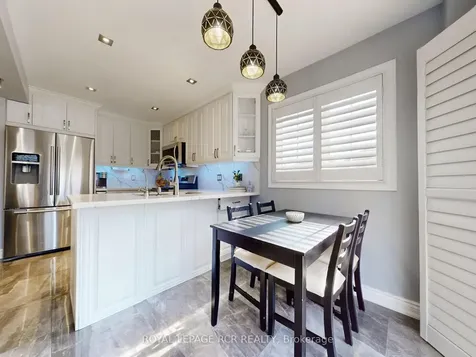 28 Wakely Boulevard Caledon ON L7E 2G9