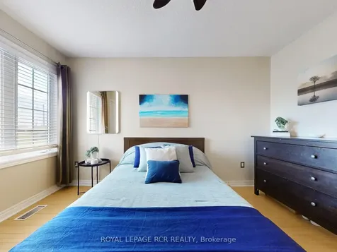 28 Wakely Boulevard Caledon ON L7E 2G9