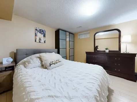 28 Wakely Boulevard Caledon ON L7E 2G9
