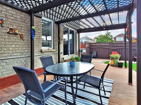 28 Wakely Boulevard Caledon ON L7E 2G9