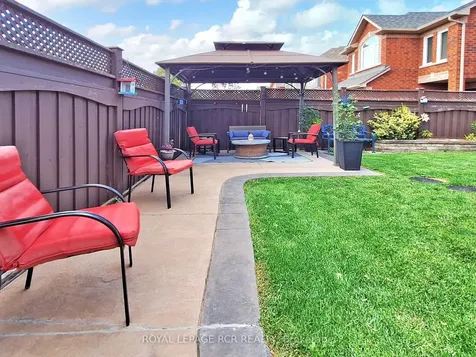 28 Wakely Boulevard Caledon ON L7E 2G9