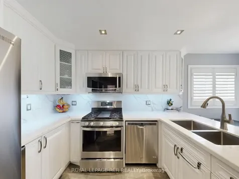 28 Wakely Boulevard Caledon ON L7E 2G9
