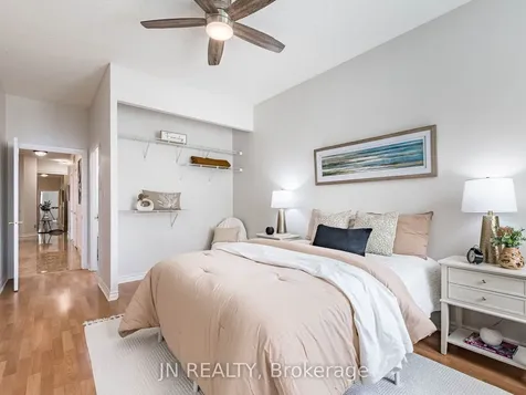 10 Dayspring Circle Brampton ON L6P 1B9