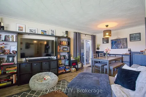 2387 Cyprus Avenue Burlington ON L7P 1G5