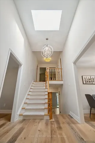 346 Kingsway Place Milton ON L9T 4C8
