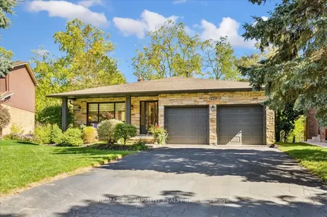 346 Kingsway Place Milton ON L9T 4C8