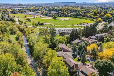 346 Kingsway Place Milton ON L9T 4C8