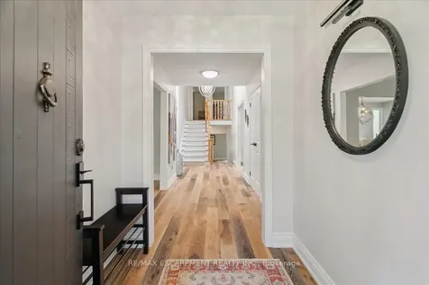 346 Kingsway Place Milton ON L9T 4C8