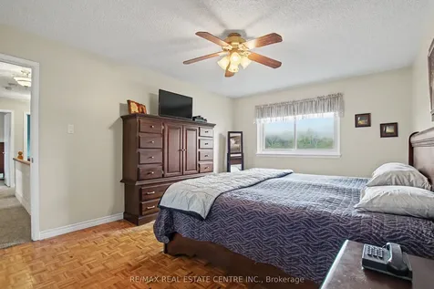 917 Maple Avenue Milton ON L9T 3X6