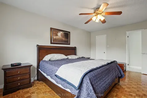917 Maple Avenue Milton ON L9T 3X6