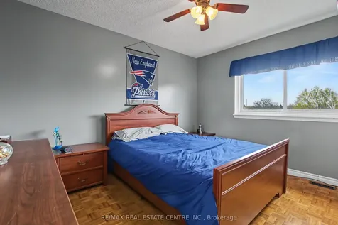 917 Maple Avenue Milton ON L9T 3X6