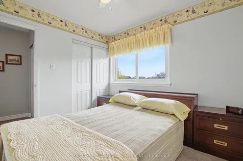 917 Maple Avenue Milton ON L9T 3X6