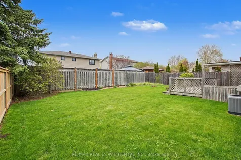 917 Maple Avenue Milton ON L9T 3X6