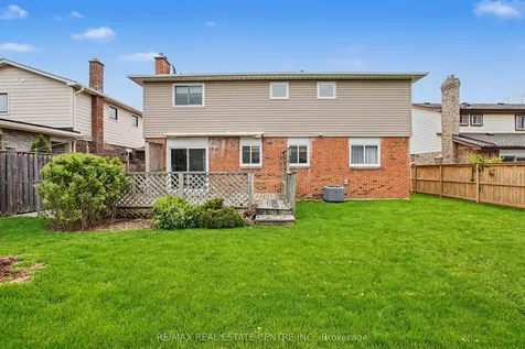 917 Maple Avenue Milton ON L9T 3X6