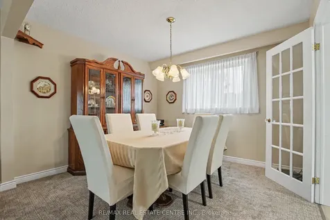 917 Maple Avenue Milton ON L9T 3X6