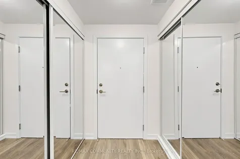 62 Sky Harbour Drive Brampton ON L6Y 0C1